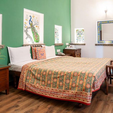 Udaigarh - Udaipur Hotel Buitenkant foto
